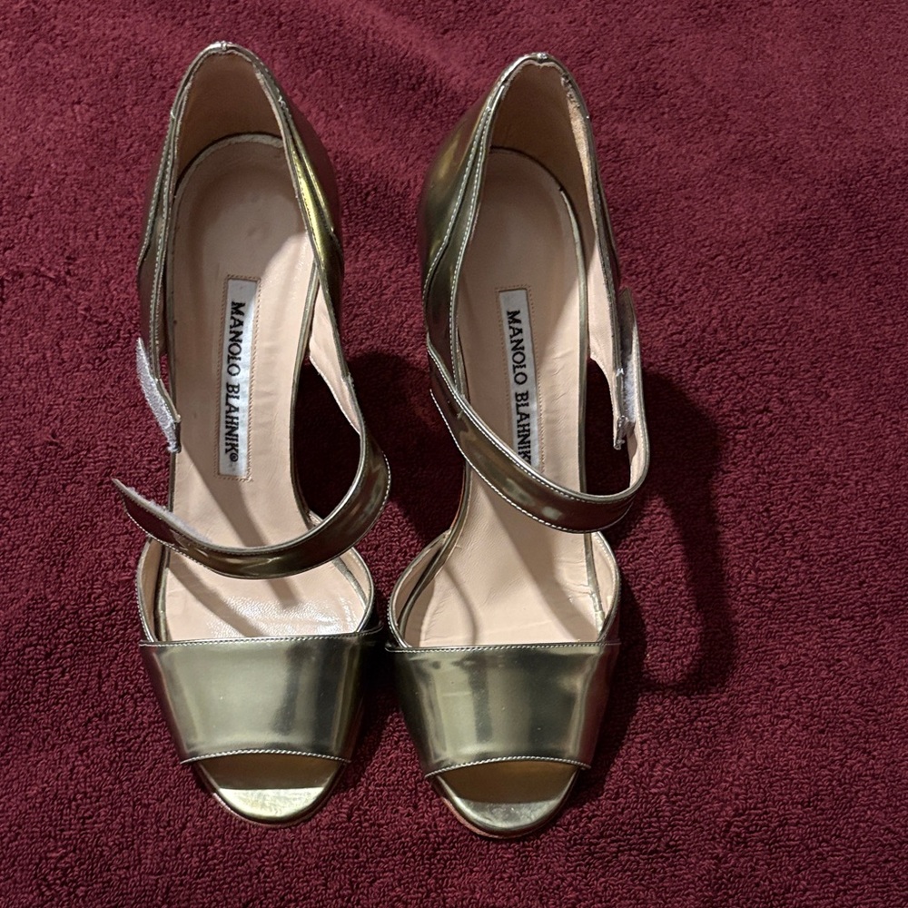Manolo Blahnik Metallic Gold Heels